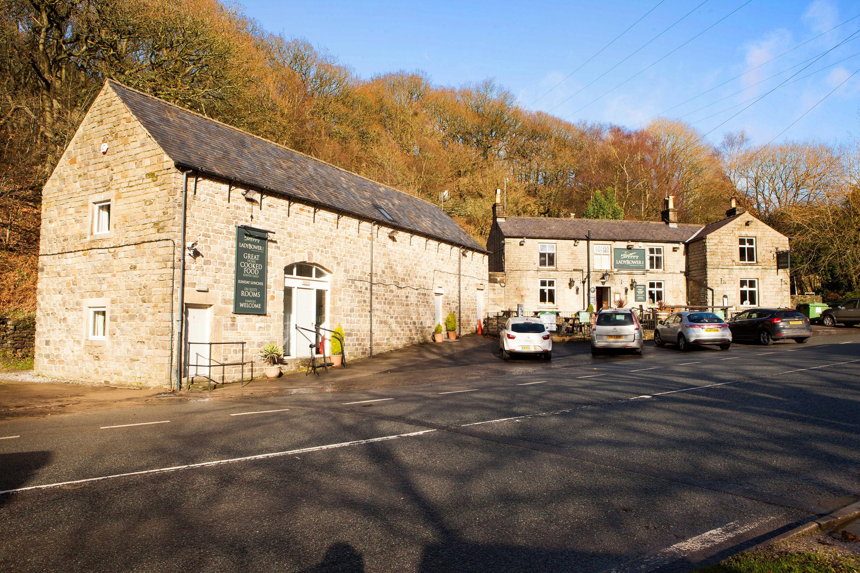 بامفورد Oyo Ladybower Inn المظهر الخارجي الصورة